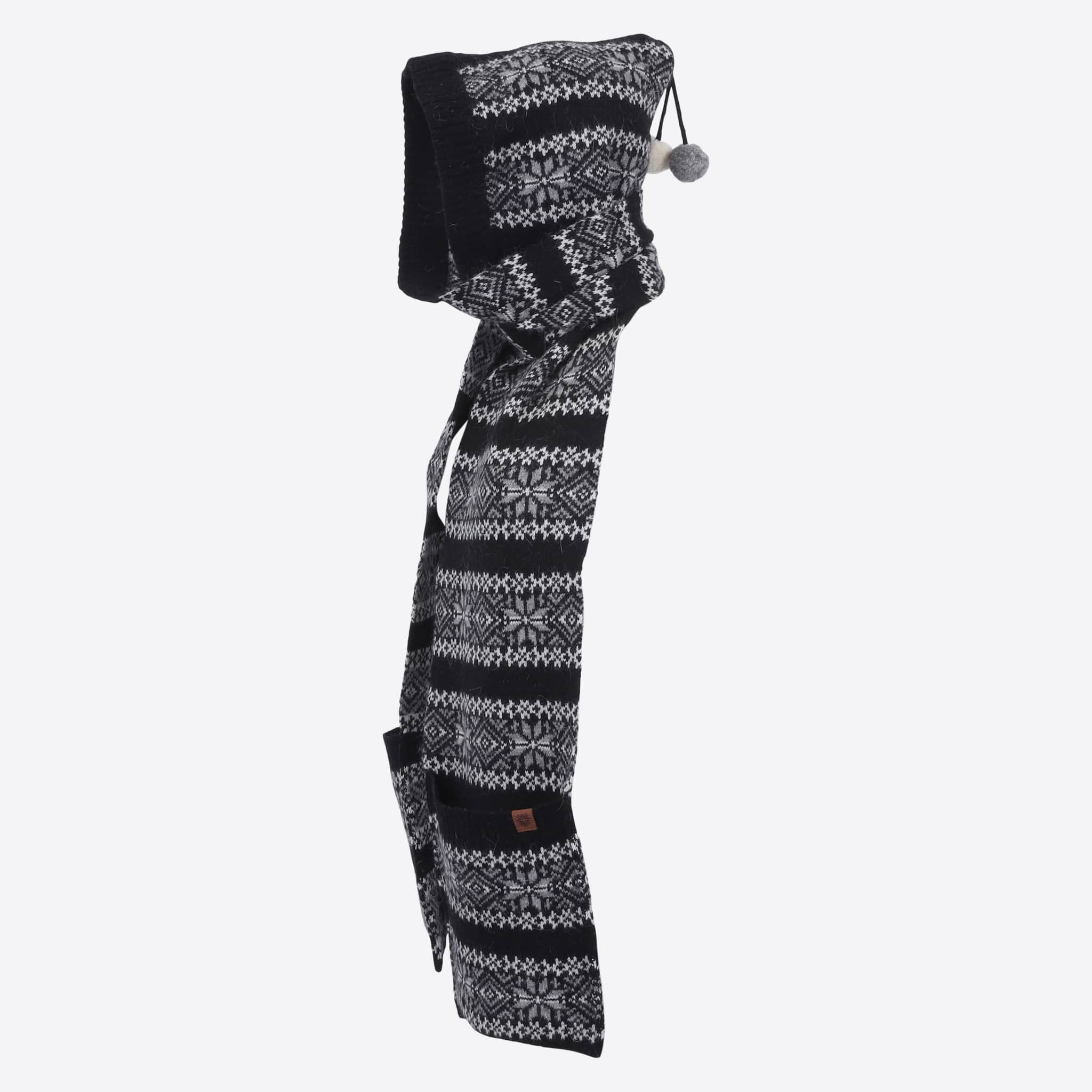 Papey scarf with hood